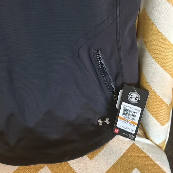 Hoodie  threadeorne under armour(SM) - Picture 3 of 14